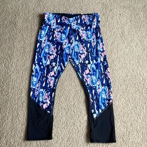 Lorna Jane Capri Workout Leggings (Size M)